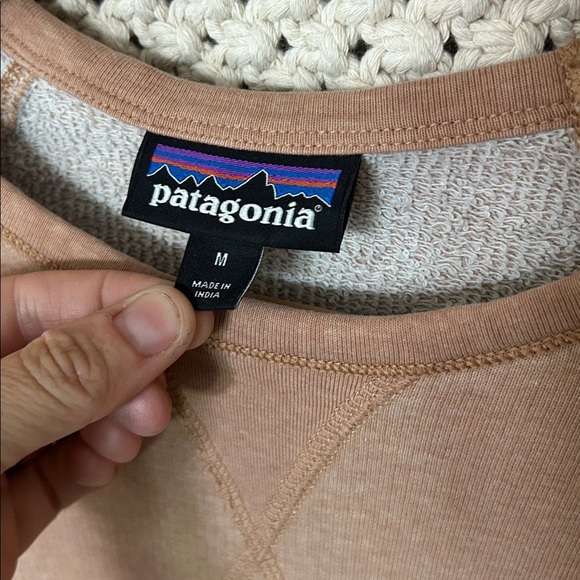 Patagonia women’s crewneck sweatshirt medium tan - Picture 4 of 5